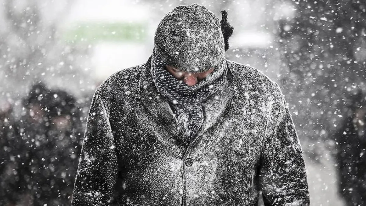 METEOROLOJİ SON DAKİKA: Kar yeniden dönüyor! Sıcaklıklar 10 derece birden düşecek! İstanbul ve Ankara için uyarı