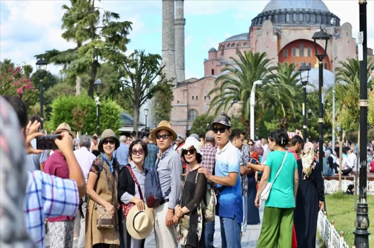 İstanbul ilk 6 ayda 8.5 milyon yabancı turisti ağırladı