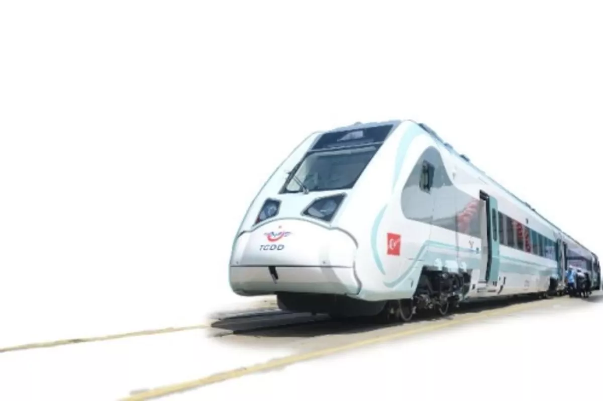 Milli elektrikli tren yeni yılda raylarda