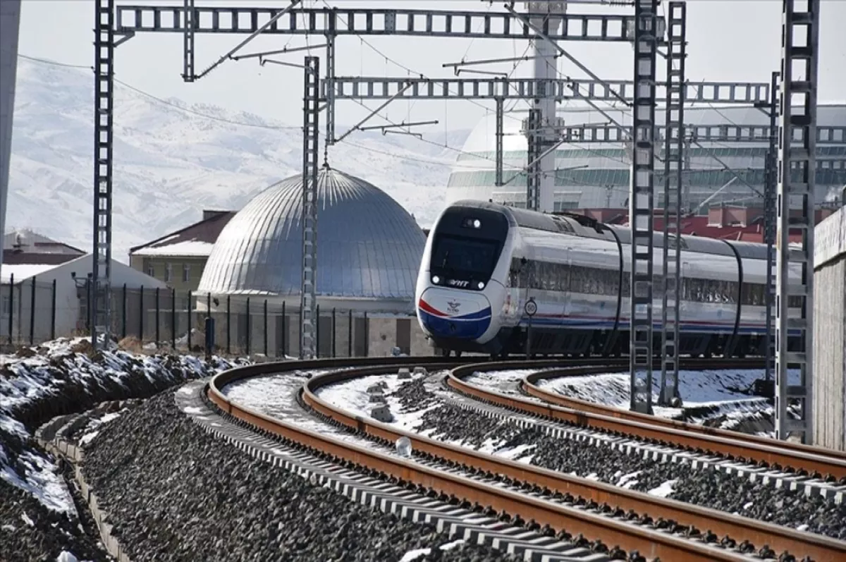 Hızlı tren hizmeti alan il sayısı 52'ye çıkacak