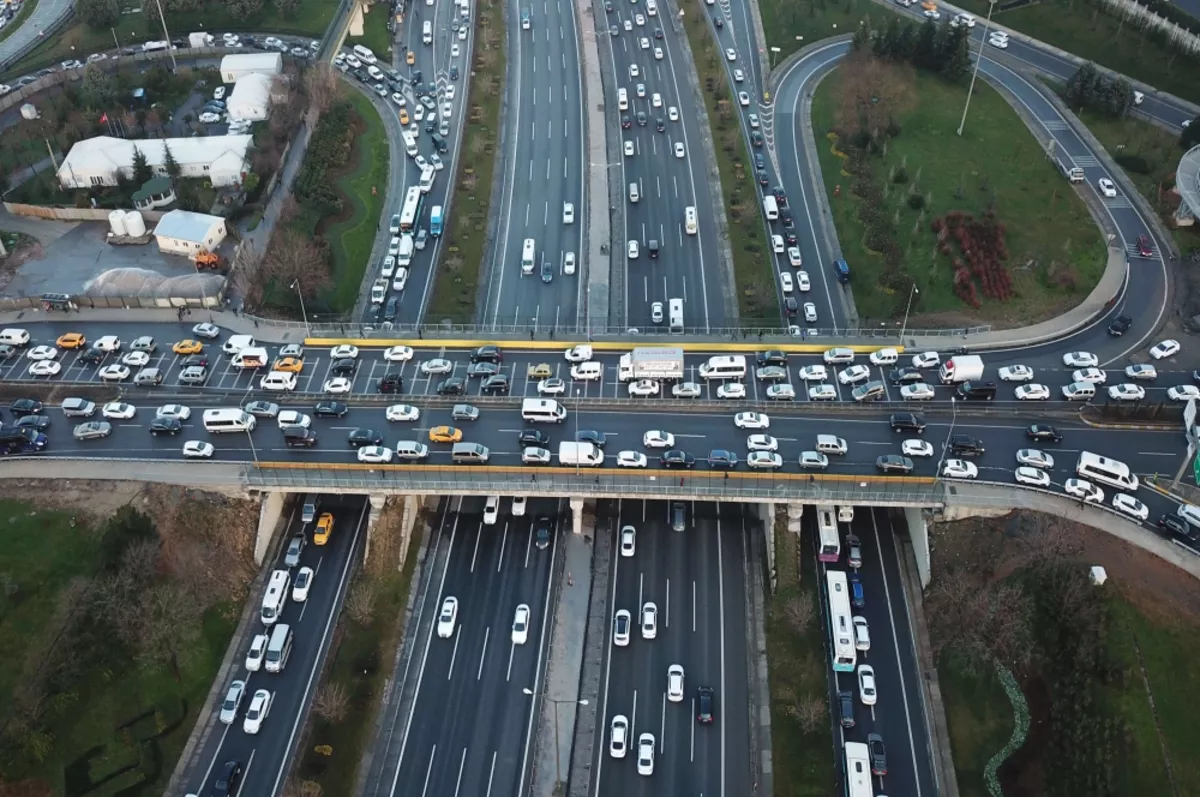 Eylülde 212 bin 451 yeni taşıt trafiğe çıktı