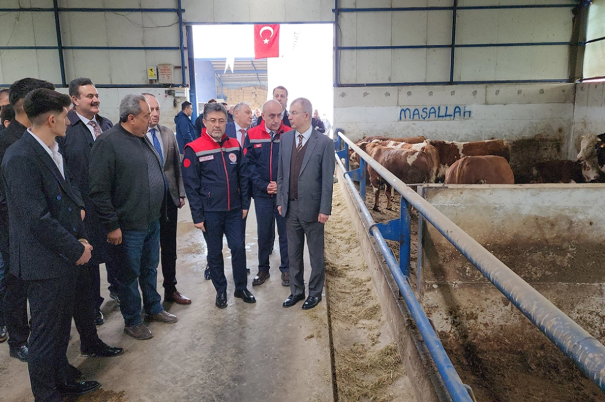 Bakan Yumaklı: Organize tarım bölgelerini hayata geçirmeye devam edeceğiz