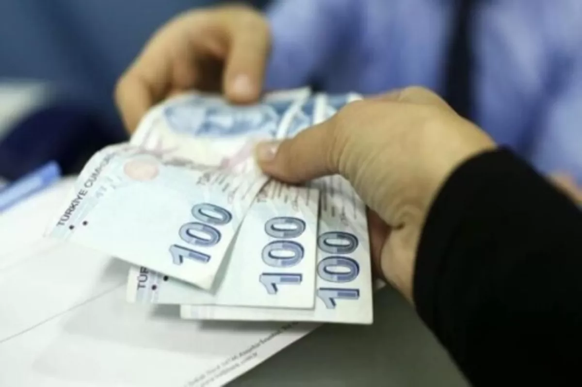 4 kişilik ailenin yoksulluk sınırı 15 bin 140 lira