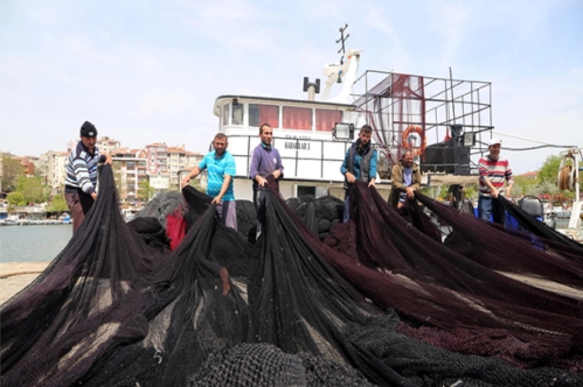 Balıkçıların ‘ağ mesaisi’ başladı