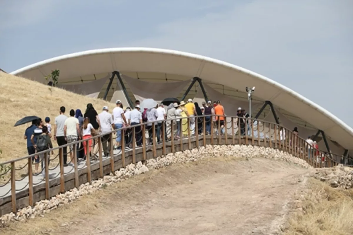 Göbeklitepe’yi günde 5 bin kişi gezdi