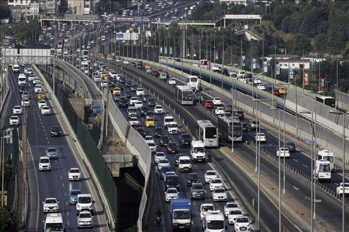 Trafiğe kaydı yapılan araç sayısı 3 aydır düşüyor