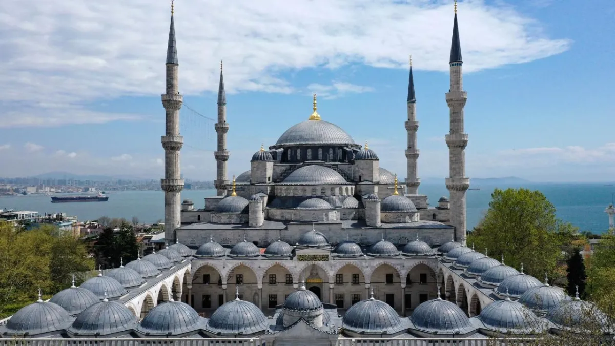 Ramazan Bayramı tatili ne zaman? 2025 okullarda ara tatil ve Ramazan Bayramı tatili birleşiyor mu?