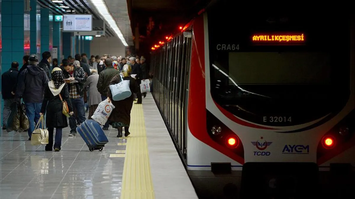 SON DAKİKA: Marmaray'dan olumsuz hava koşulları nedeniyle 4 günlük ek sefer!