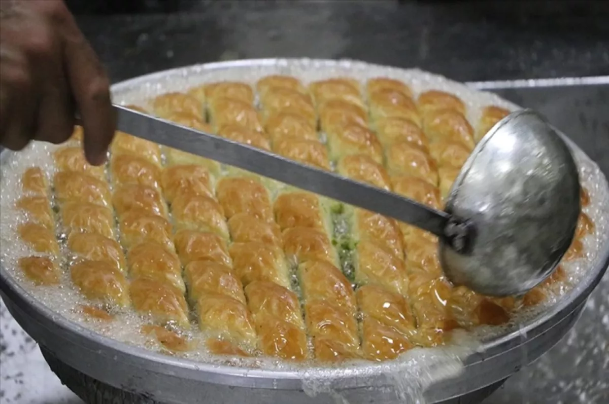 Diplomalı baklava ustaları geliyor