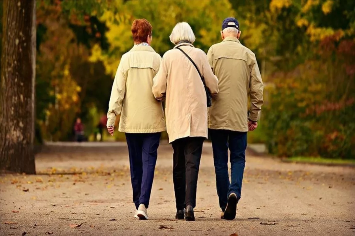 Zengin ve orta gelirli ülkelerde nüfus yaşlandıkça çalışan rekabeti artıyor