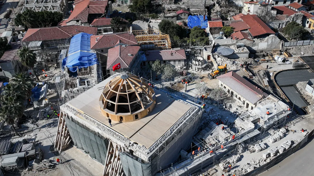 Depremin 2. yılında kültürel yaralar hızla sarılıyor