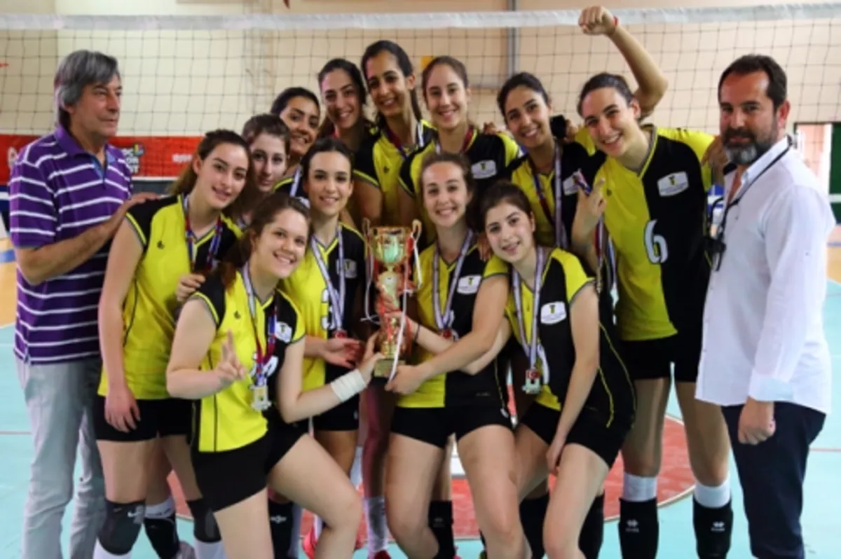 Voleybolda büyük başarı