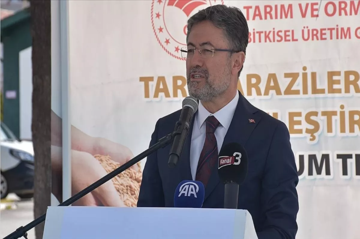 Bakan Yumaklı: Türkiye tohumculukta dünyanın ilk 10 ülkesi arasında