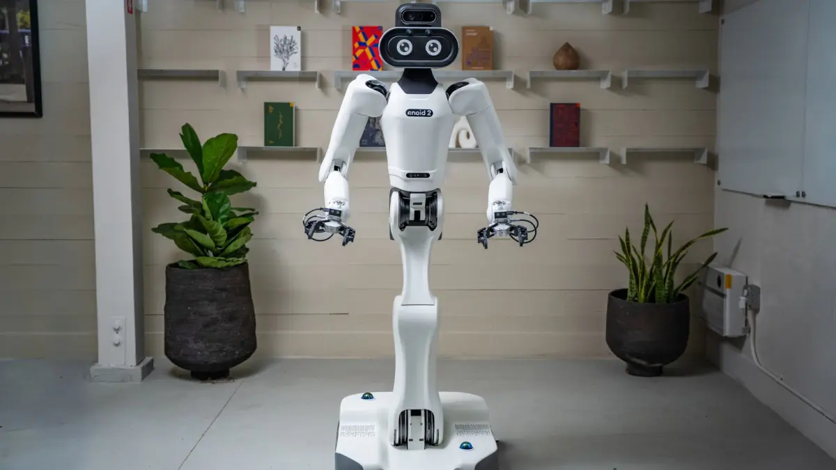 Fabrikalar, oteller ve depo işleri için insansı robot R-Noid satışa sunuldu