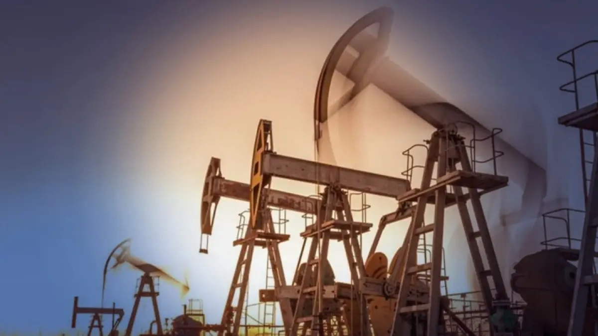Petrol fiyatları haftalık kayba hazırlanıyor: Arz endişeleri fiyatları geriletti