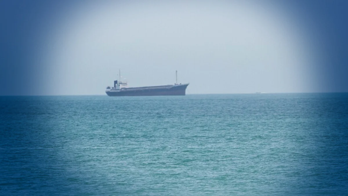 Hürmüz Boğazı’nda trafik hızlandı