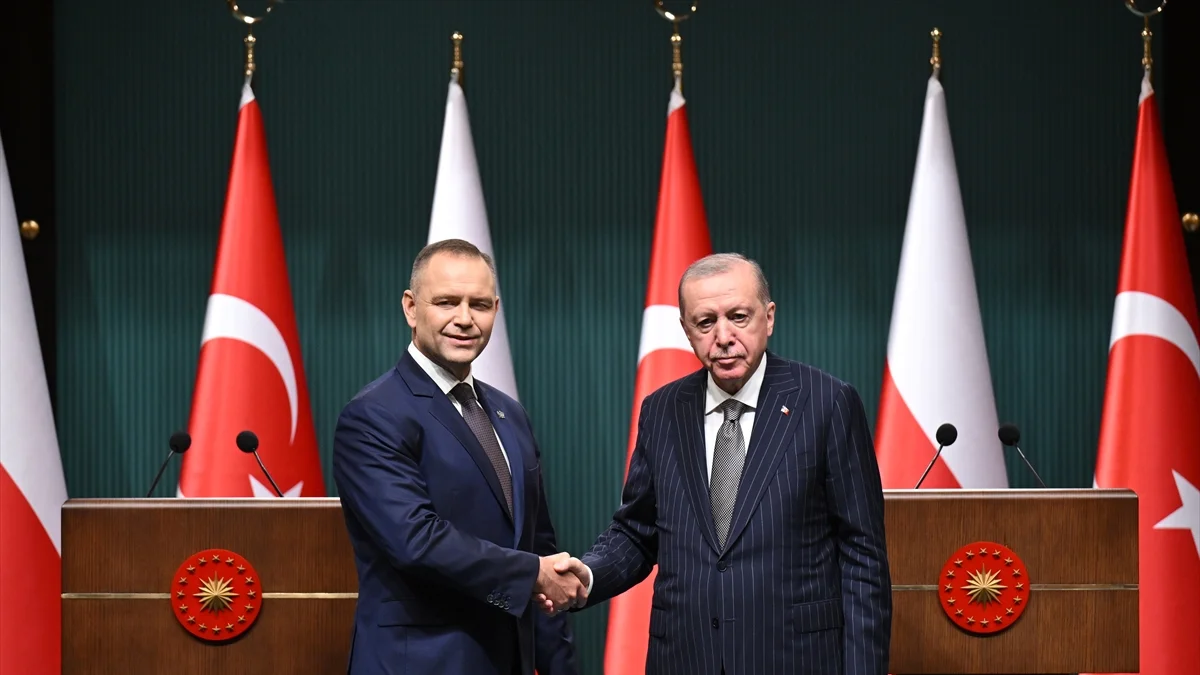 Cumhurbaşkanı Erdoğan: Polonya ile ticaret hacmi hedefimizi 15 milyar dolar belirledik