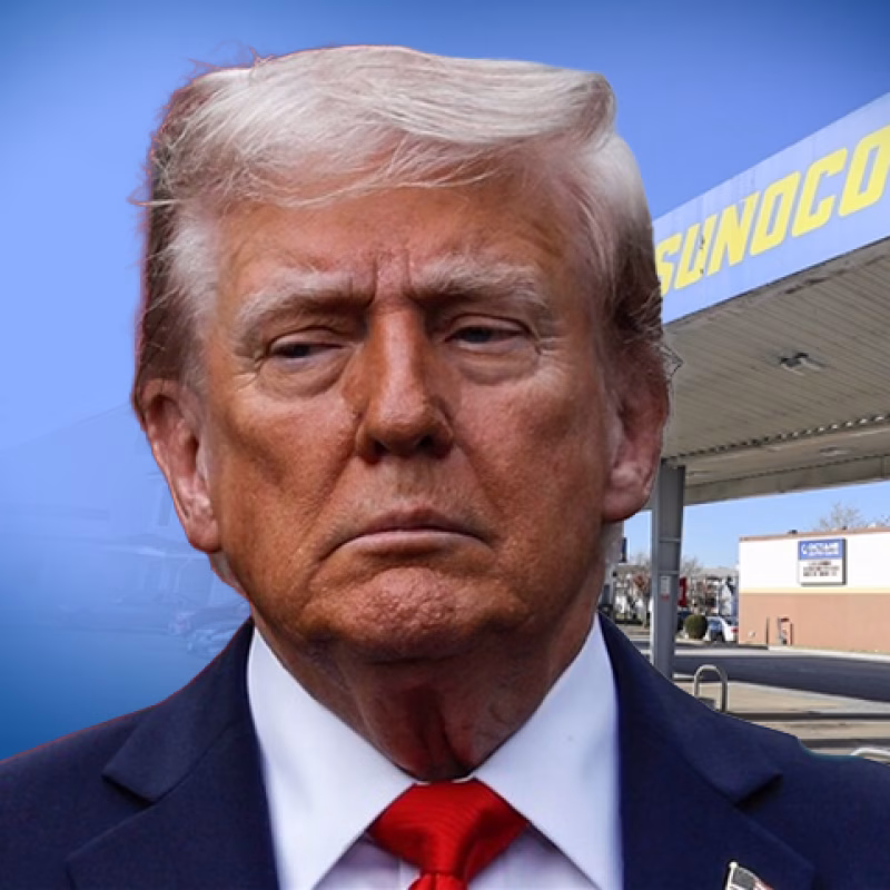 Trump'tan petrol şirketlerine sert çıkış: İndirimi pompaya yansıtın Trump'tan petrol şirketlerine sert çıkış: İndirimi pompaya yansıtın