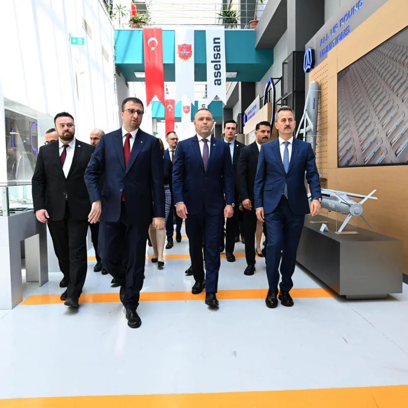 SAVUNMA ALANINDA İŞBİRLİĞİ GÜÇLENİYOR SAVUNMA ALANINDA İŞBİRLİĞİ GÜÇLENİYOR